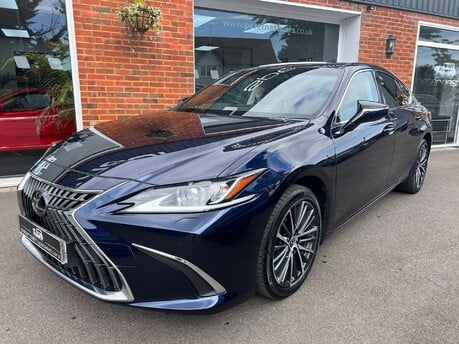 Lexus Es 2.5 300h Saloon 4dr Petrol Hybrid Euro 6 (s/s) (218 ps)