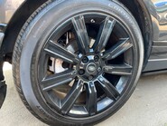 Land Rover Range Rover 3.0 SD V6 Vogue SUV 5dr Diesel Auto 4WD Euro 6 (s/s) (275 ps) 24