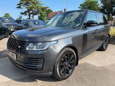 Land Rover Range Rover 3.0 SD V6 Vogue SUV 5dr Diesel Auto 4WD Euro 6 (s/s) (275 ps)