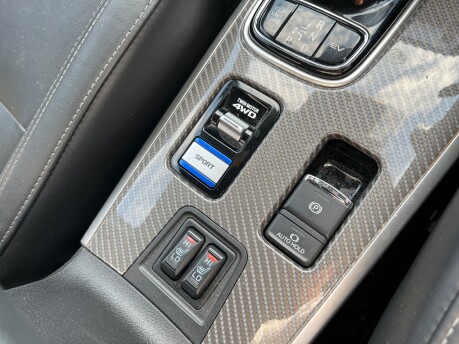 Mitsubishi Outlander 2.4h TwinMotor 13.8kWh Dynamic Safety SUV 5dr Petrol Plug-in Hybrid CVT 4WD 29