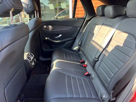 Mercedes-Benz GLC 2.0 GLC300d AMG Line (PREMIUM PLUS) SUV 5dr Diesel G-Tronic+ 4MATIC Euro 6 18
