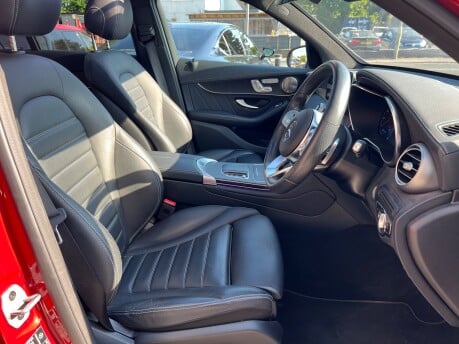 Mercedes-Benz GLC 2.0 GLC300d AMG Line (PREMIUM PLUS) SUV 5dr Diesel G-Tronic+ 4MATIC Euro 6 24