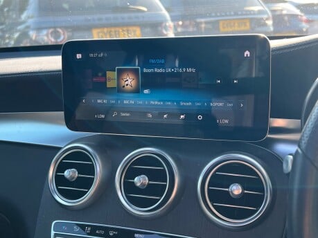 Mercedes-Benz GLC 2.0 GLC300d AMG Line (PREMIUM PLUS) SUV 5dr Diesel G-Tronic+ 4MATIC Euro 6 32
