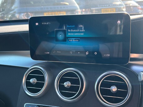 Mercedes-Benz GLC 2.0 GLC300d AMG Line (PREMIUM PLUS) SUV 5dr Diesel G-Tronic+ 4MATIC Euro 6 33
