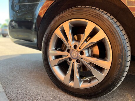 Mercedes-Benz V Class 2.2 V250d BlueTEC Sport MPV 5dr Diesel G-Tronic+ Euro 6 (s/s) 8 Seat XLWB 20