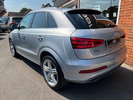 Audi Q3 2.0 TFSI S line Plus SUV 5dr Petrol S Tronic quattro Euro 5 (s/s) (211 ps) 2