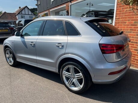Audi Q3 2.0 TFSI S line Plus SUV 5dr Petrol S Tronic quattro Euro 5 (s/s) (211 ps) 6