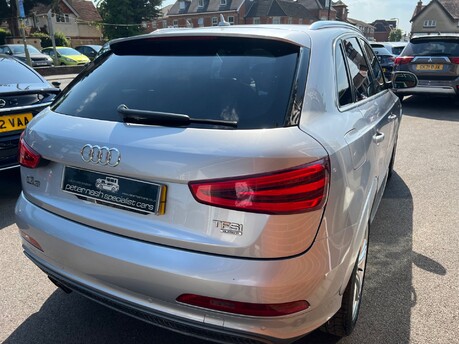 Audi Q3 2.0 TFSI S line Plus SUV 5dr Petrol S Tronic quattro Euro 5 (s/s) (211 ps) 8