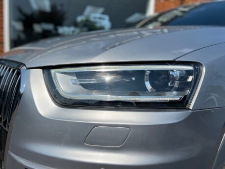 Audi Q3 2.0 TFSI S line Plus SUV 5dr Petrol S Tronic quattro Euro 5 (s/s) (211 ps) 13