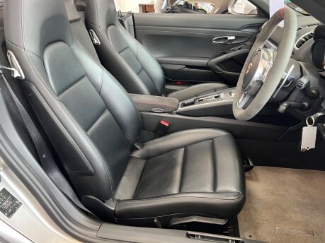 Porsche Boxster 2.7 981 Convertible 2dr Petrol PDK Euro 5 (s/s) (265 ps) 19
