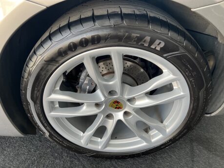 Porsche Boxster 2.7 981 Convertible 2dr Petrol PDK Euro 5 (s/s) (265 ps) 32