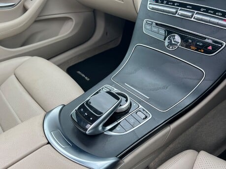Mercedes-Benz C Class 2.1 C250d AMG Line (Premium Plus) Coupe 2dr Diesel G-Tronic+ Euro 6 28