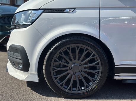 Volkswagen Transporter 2.0 TDI T28 Highline Panel Van 5dr Diesel Manual FWD SWB Euro 6 (s/s) 4