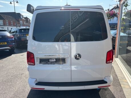 Volkswagen Transporter 2.0 TDI T28 Highline Panel Van 5dr Diesel Manual FWD SWB Euro 6 (s/s) 8