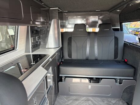Volkswagen Transporter 2.0 TDI T28 Highline Panel Van 5dr Diesel Manual FWD SWB Euro 6 (s/s) 18