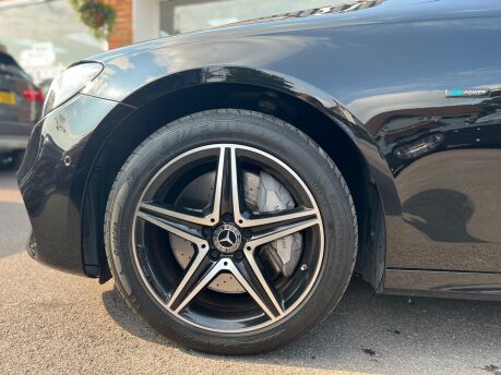 Mercedes-Benz E Class 2.0 E300de 13.5kWh AMG Line (Premium Plus) Estate 5dr Diesel Plug-in Hybrid 6