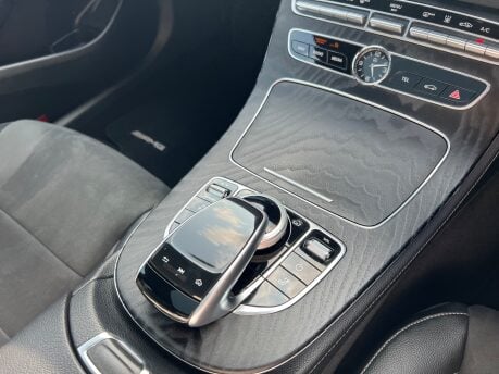 Mercedes-Benz E Class 2.0 E300de 13.5kWh AMG Line (Premium Plus) Estate 5dr Diesel Plug-in Hybrid 34