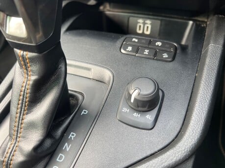 Ford Ranger WILDTRAK ECOBLUE 32