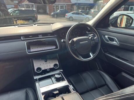 Land Rover Range Rover Velar 2.0 D240 SE SUV 5dr Diesel Auto 4WD Euro 6 (s/s) (240 ps) 3