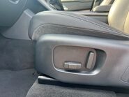 Land Rover Range Rover Velar 2.0 D240 SE SUV 5dr Diesel Auto 4WD Euro 6 (s/s) (240 ps) 12
