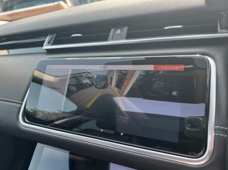 Land Rover Range Rover Velar 2.0 D240 SE SUV 5dr Diesel Auto 4WD Euro 6 (s/s) (240 ps) 38