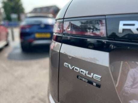 Land Rover Range Rover Evoque 2.0 D150 S Auto 4WD Euro 6 (s/s) 5dr 16