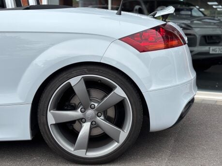 Audi TT RS 2.5 TFSI Roadster 2dr Petrol Manual quattro Euro 5 (340 ps) 7