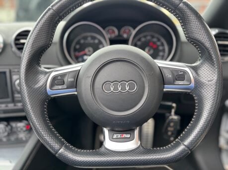 Audi TT RS 2.5 TFSI Roadster 2dr Petrol Manual quattro Euro 5 (340 ps) 20