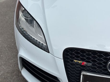 Audi TT RS 2.5 TFSI Roadster 2dr Petrol Manual quattro Euro 5 (340 ps) 31