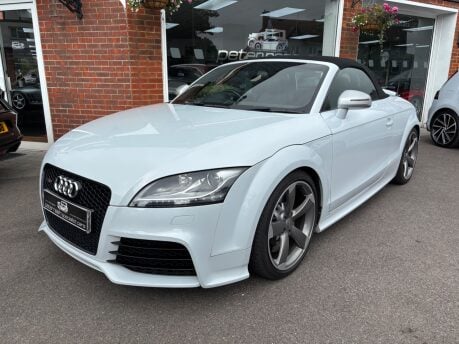 Audi TT RS 2.5 TFSI Roadster 2dr Petrol Manual quattro Euro 5 (340 ps) 32