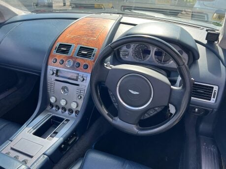 Aston Martin DB9 5.9 V12 Volante 2dr Petrol Seq (EU4) (394 g/km, 450 bhp) 3