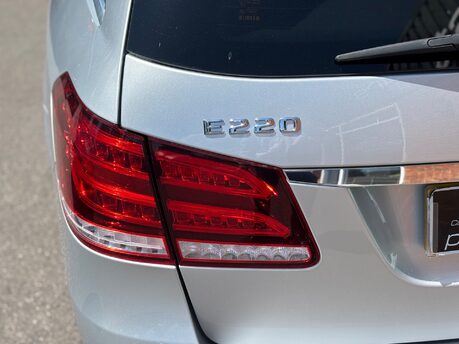 Mercedes-Benz E Class 2.1 E220 BlueTEC SE (Premium) Estate 5dr Diesel G-Tronic+ Euro 6 (177ps) 11