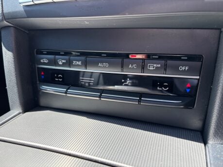 Mercedes-Benz E Class 2.1 E220 BlueTEC SE (Premium) Estate 5dr Diesel G-Tronic+ Euro 6 (177ps) 28
