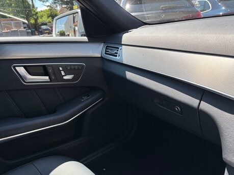 Mercedes-Benz E Class 2.1 E220 BlueTEC SE (Premium) Estate 5dr Diesel G-Tronic+ Euro 6 (177ps) 30