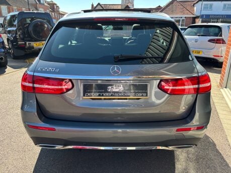 Mercedes-Benz E Class 2.0 E220d AMG Line (Premium) Estate 5dr Diesel G-Tronic+ Euro 6 (194ps) 13