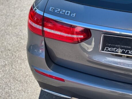 Mercedes-Benz E Class 2.0 E220d AMG Line (Premium) Estate 5dr Diesel G-Tronic+ Euro 6 (194ps) 14