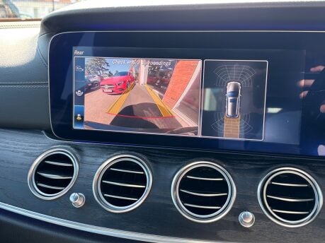 Mercedes-Benz E Class 2.0 E220d AMG Line (Premium) Estate 5dr Diesel G-Tronic+ Euro 6 (194ps) 24