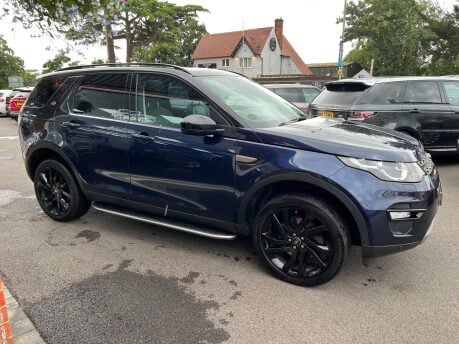 Land Rover Discovery Sport 2.0 TD4 SE Tech SUV 5dr Diesel Auto 4WD Euro 6 (s/s) (180 ps) 8