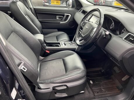 Land Rover Discovery Sport 2.0 TD4 SE Tech SUV 5dr Diesel Auto 4WD Euro 6 (s/s) (180 ps) 15