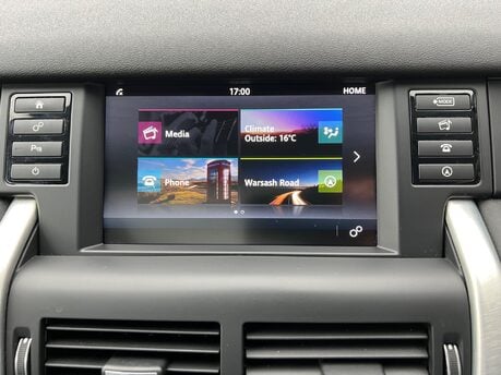 Land Rover Discovery Sport 2.0 TD4 SE Tech SUV 5dr Diesel Auto 4WD Euro 6 (s/s) (180 ps) 25