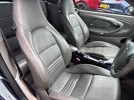 Porsche 911 3.6 CARRERA 2 TIPTRONIC S 8
