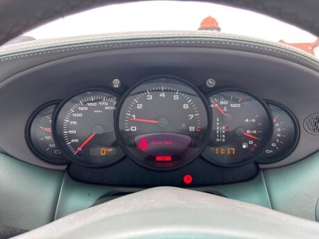 Porsche 911 3.6 CARRERA 2 TIPTRONIC S 11