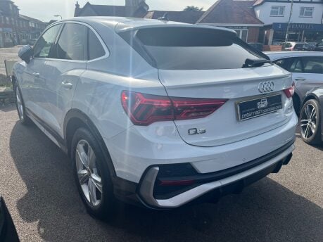 Audi Q3 1.5 TFSI CoD 35 S line Sportback 5dr Petrol Manual Euro 6 (s/s) (150 ps) 2