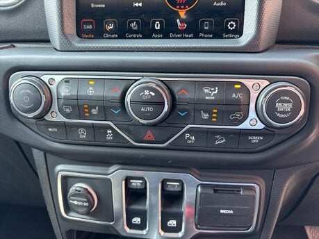 Jeep Wrangler 2.0 GME Overland SUV 2dr Petrol Auto 4WD Euro 6 (s/s) (272 ps) 25