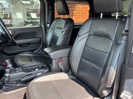 Jeep Wrangler 2.0 GME Overland SUV 2dr Petrol Auto 4WD Euro 6 (s/s) (272 ps) 10