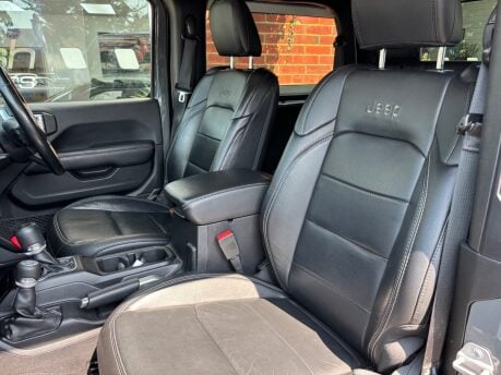 Jeep Wrangler 2.0 GME Overland SUV 2dr Petrol Auto 4WD Euro 6 (s/s) (272 ps) 10