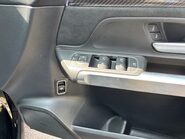 Mercedes-Benz GLB 1.3 GLB200 AMG Line (Premium 2) SUV 5dr Petrol 7G-DCT Euro 6 (s/s) (163 ps) 25