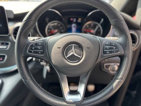 Mercedes-Benz V Class 2.0 V300d AMG Line MPV 5dr Diesel G-Tronic+ Euro 6 (s/s) LWB (237 ps) 30