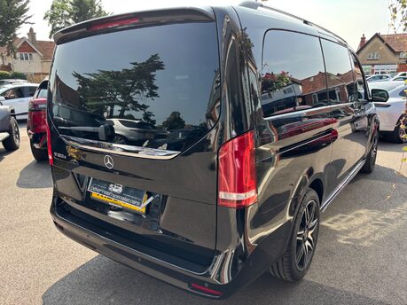 Mercedes-Benz V Class 2.0 V300d AMG Line MPV 5dr Diesel G-Tronic+ Euro 6 (s/s) LWB (237 ps) 24