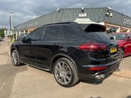 Porsche Cayenne DIESEL 4.2 V8 S TIPTRONIC S 3